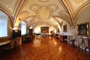 Vlastivedné múzeum v Hlohovci - Refektár kedysi kláštorná jedáleň